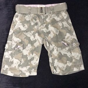 🆕NWOT Levi’s Camo Shorts